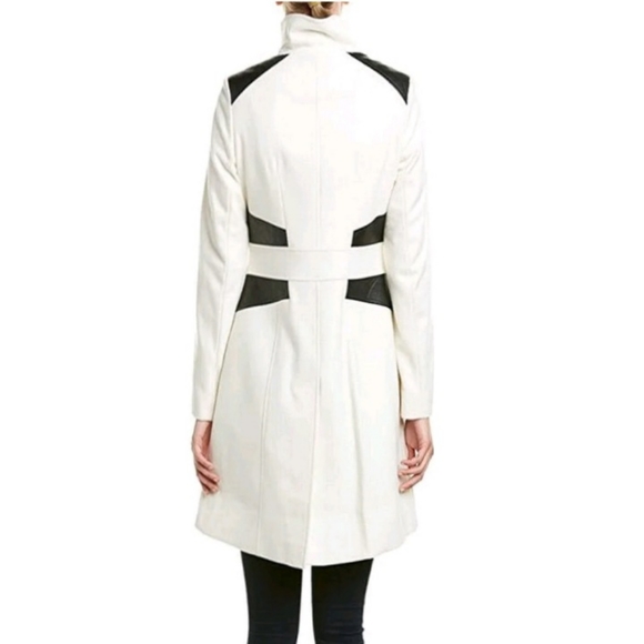 VIA SPIGA Women's White Ivory Faux Leather Stand Collar Coat Size 6 $350 - Picture 2 of 12